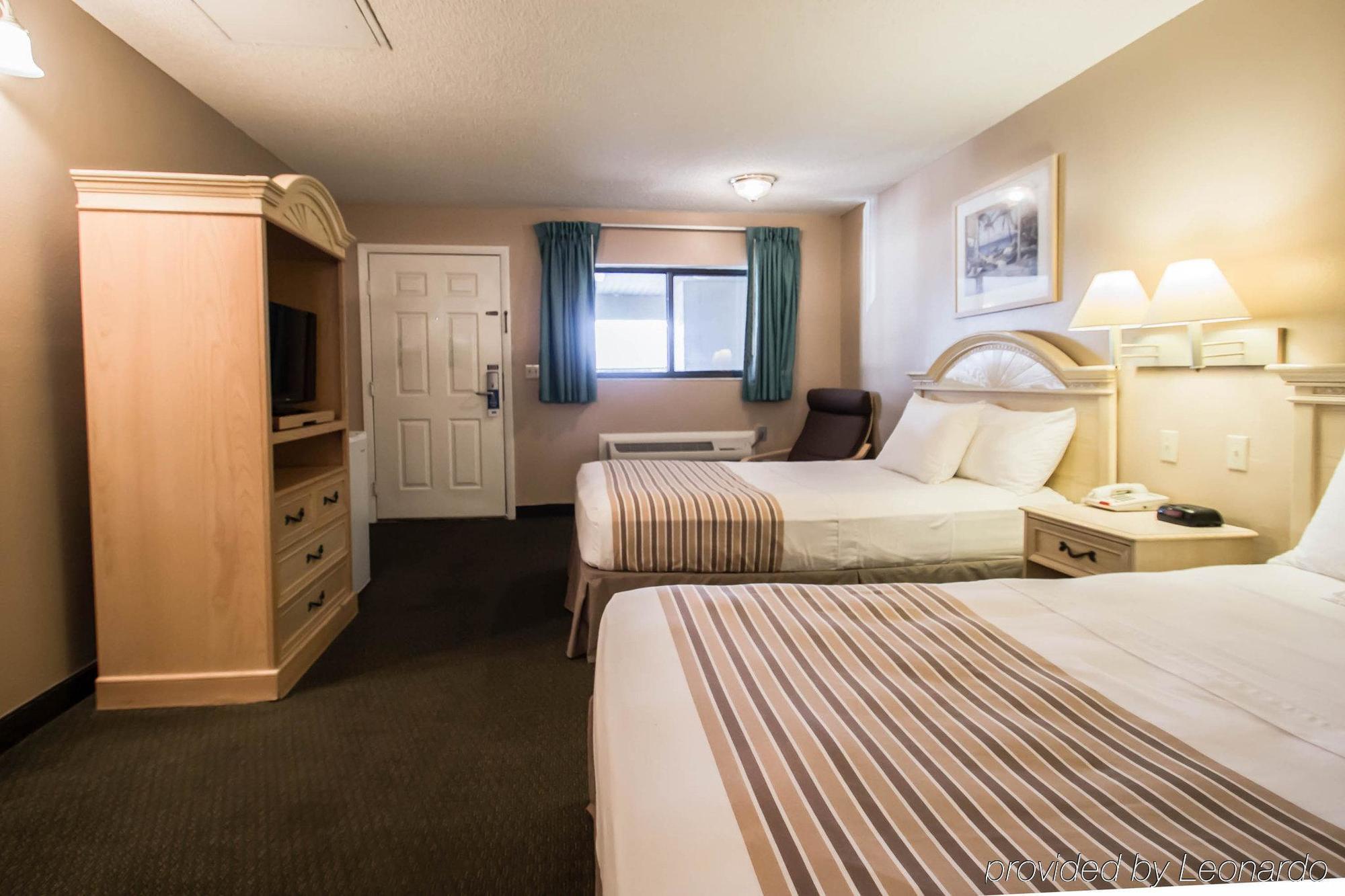 Rodeway Inn Forest City Ngoại thất bức ảnh