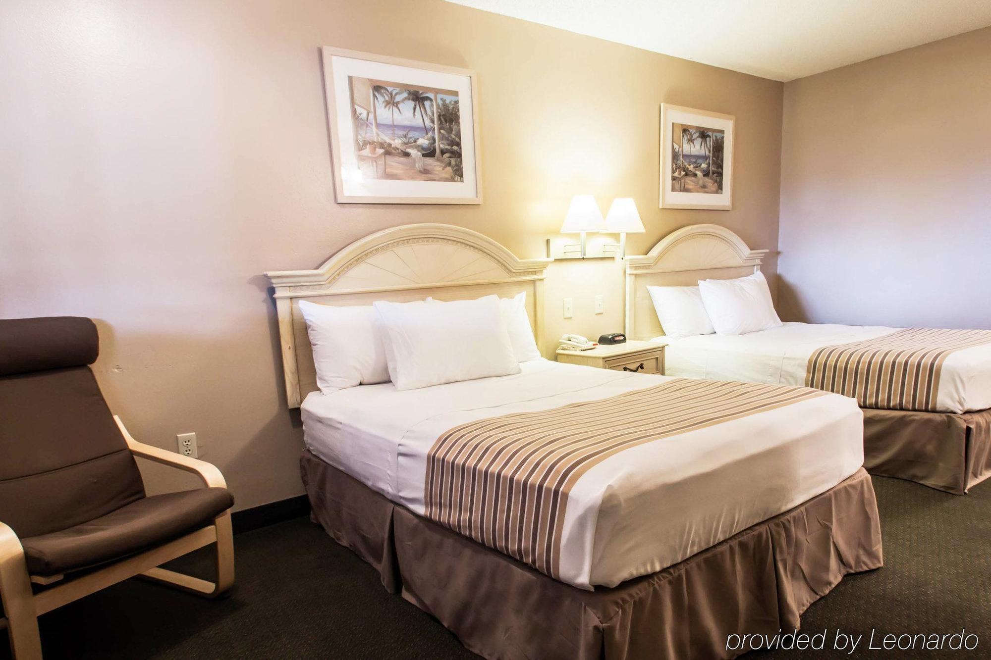 Rodeway Inn Forest City Ngoại thất bức ảnh
