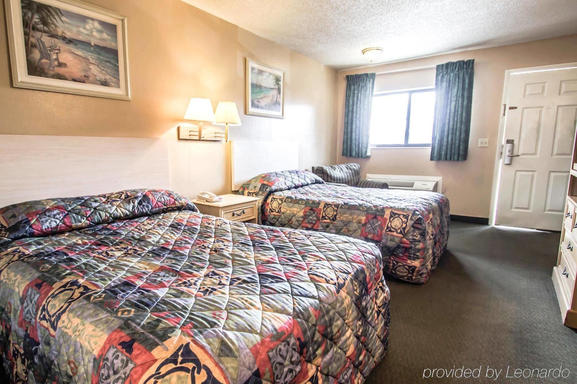 Rodeway Inn Forest City Ngoại thất bức ảnh